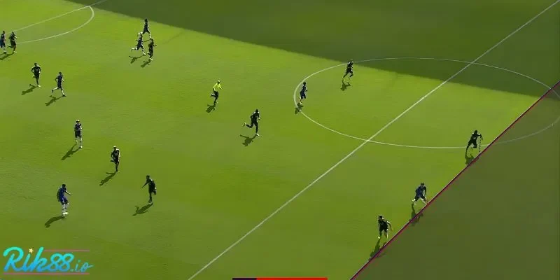 Tìm hiểu chi tiết về kèo việt vị